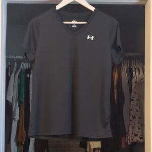 Under Armour Women's Black V-Neck Shirt